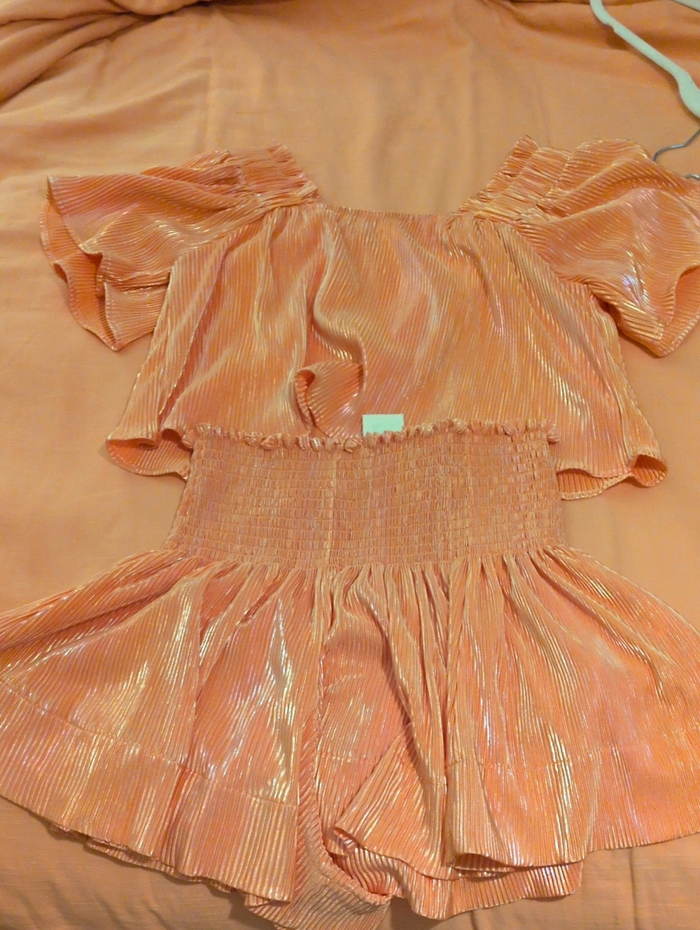 Women’s Square-Neck Pleated Short Sleeve Top And Shorts Set Coral